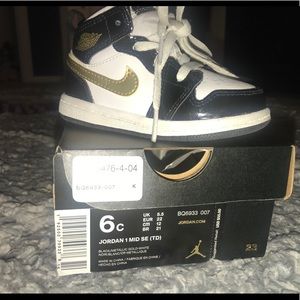 Jordan 1 size 6c